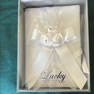 Lucky Collections White Satin Bow Bible
